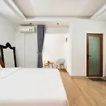 Nina Home- De Tham Street, D1