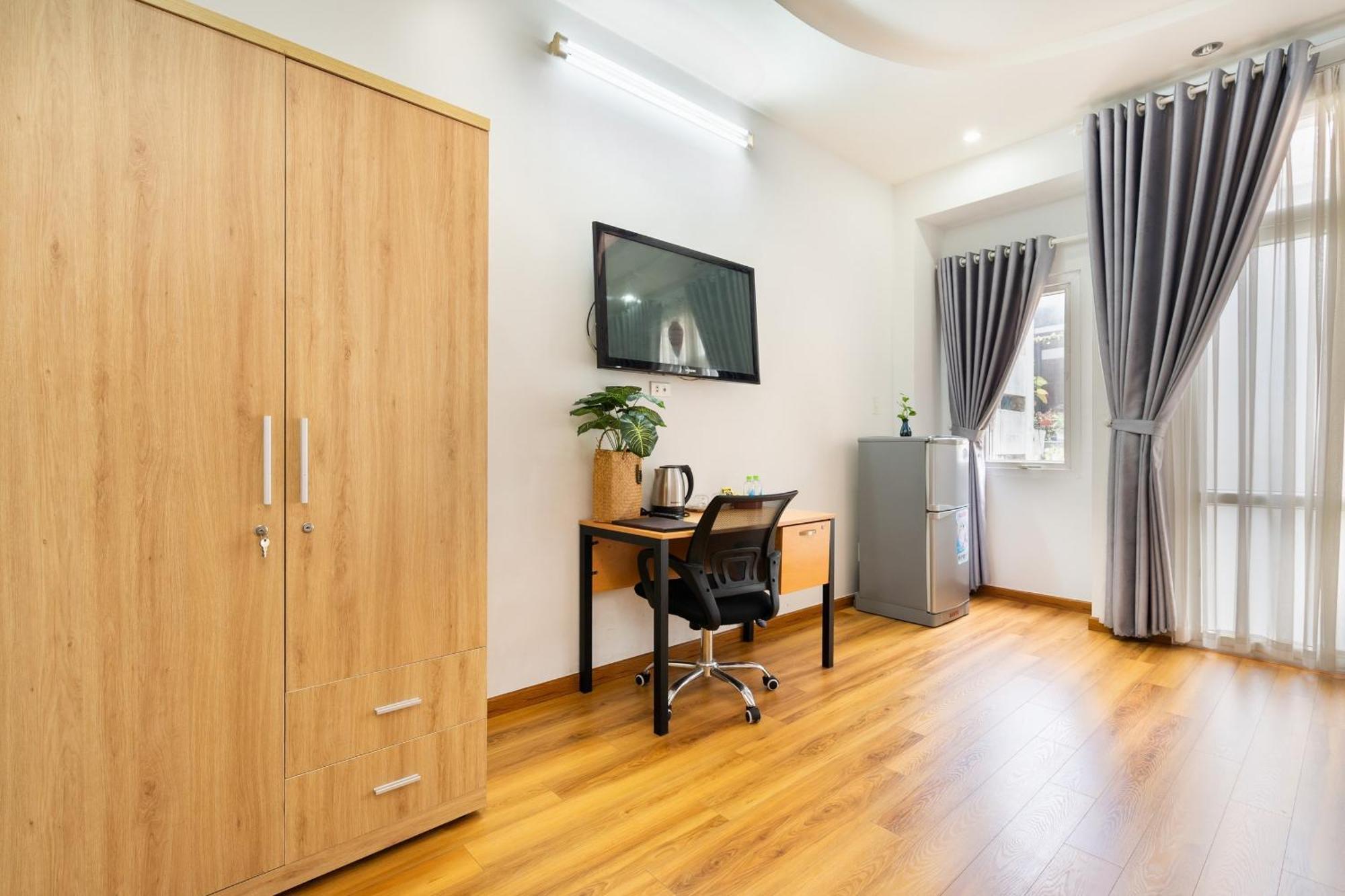 Nina Home- De Tham Street, D1 *